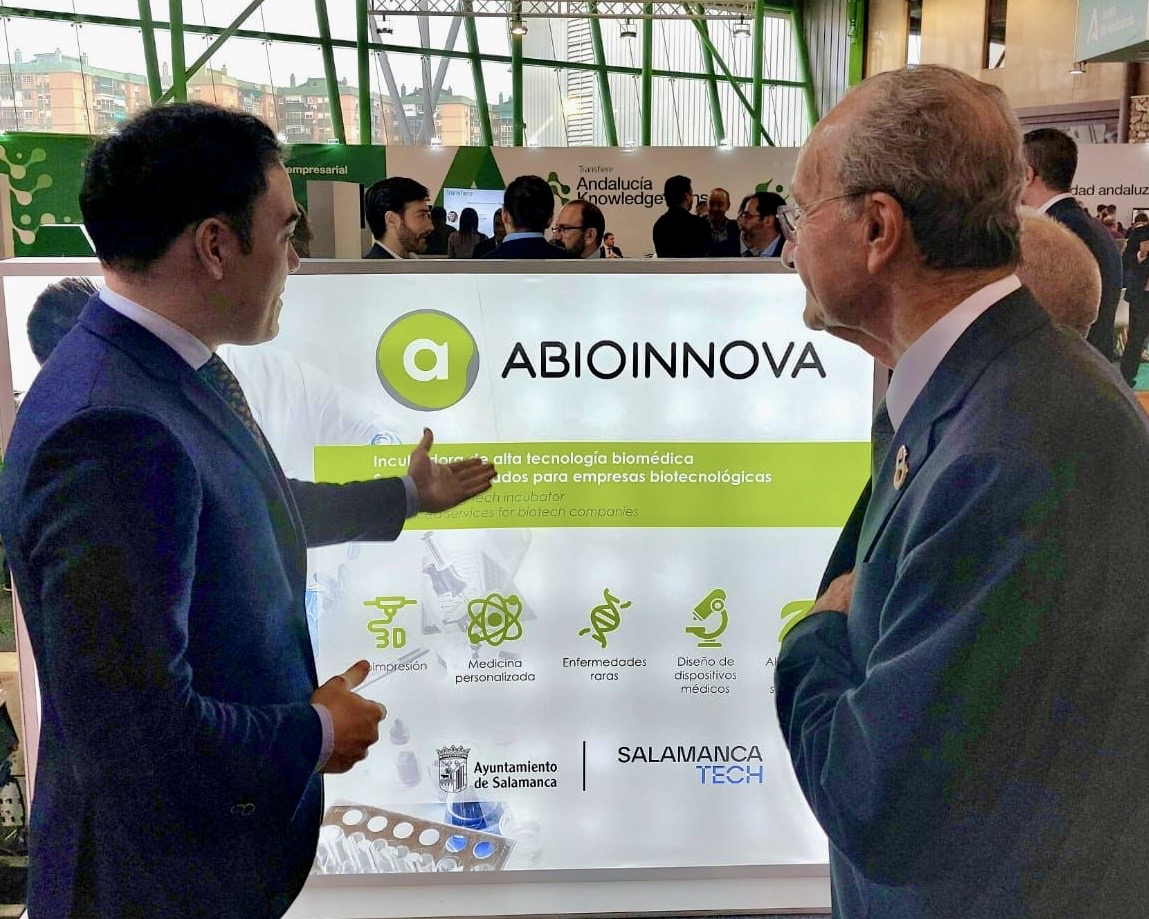 El Ayuntamiento de Salamanca presenta ABIOINNOVA en la Feria Transfiere (Malaga)